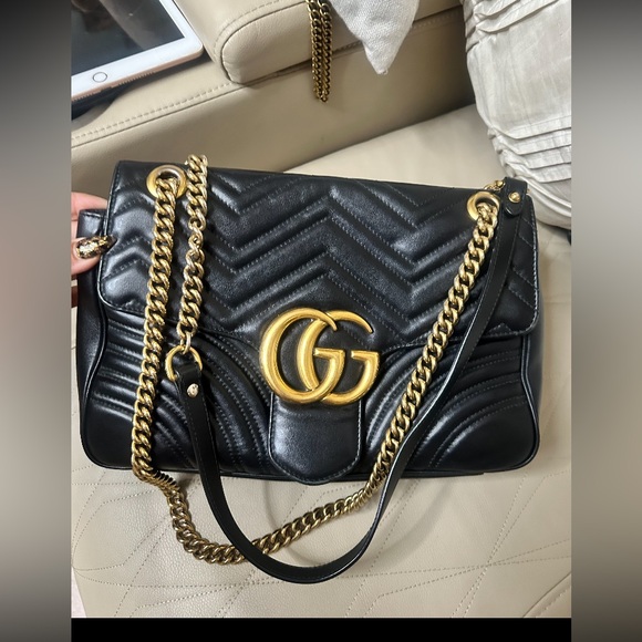 Gucci Marmont Handbags - Sold !! EUC! Gucci Marmont Medium